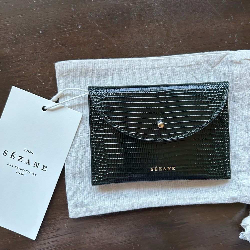 Sezane Green Wallet with Textured Leather and Compact Design